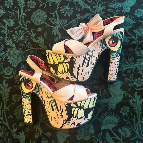 Iron Fist “Dance on Your Grabe” platform heels, size 9 - Picture 1 of 6